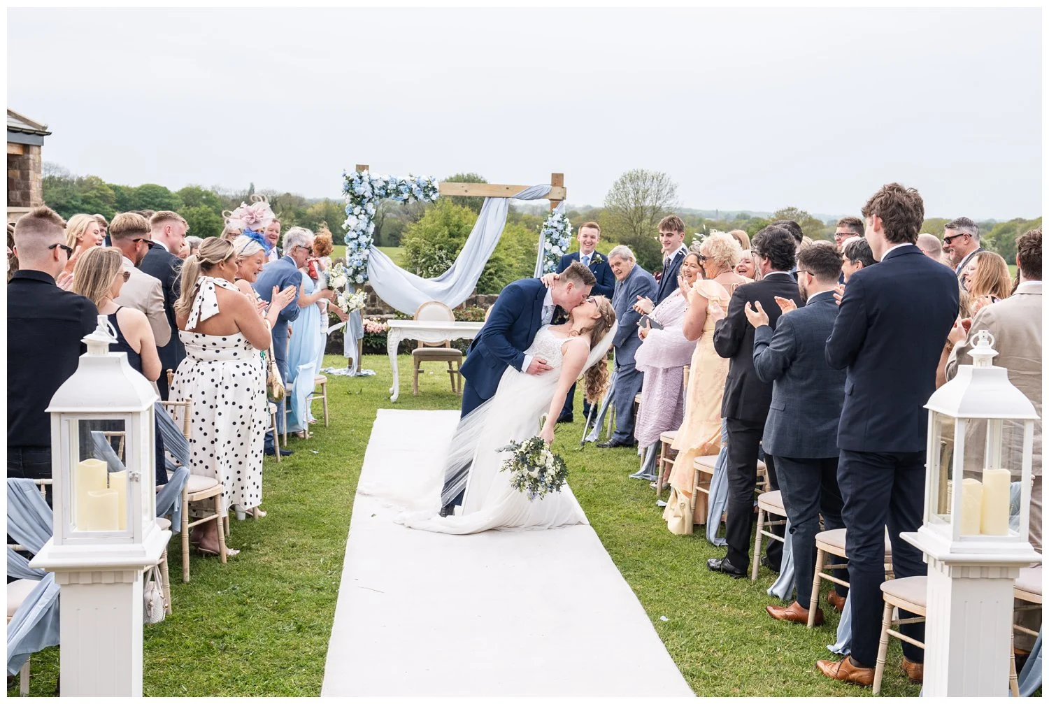 The dip and kiss at Beeston Manor